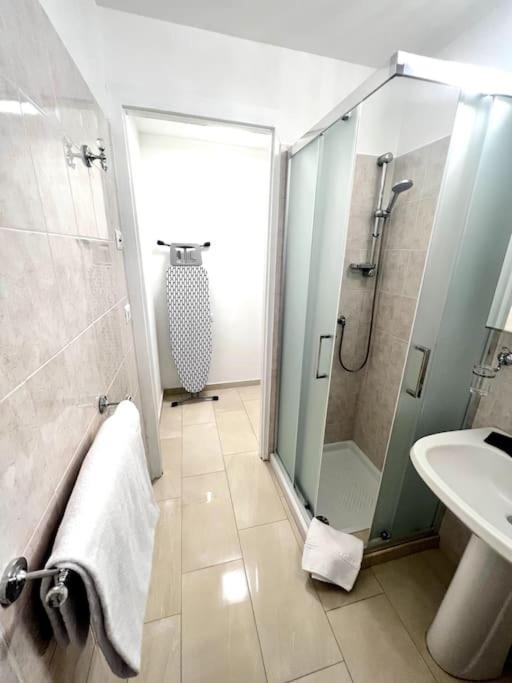 Hotel Virginia Apartaments - Stazione Termini Рим Экстерьер фото